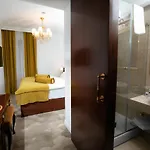 Otel Integra 4*