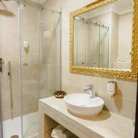 Hotel Integra 4*