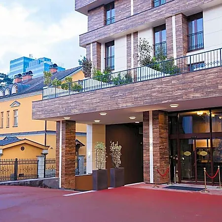 Integra Hotel